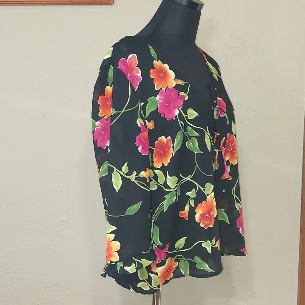 Woman's Worthington Floral Sheer Wrap Blouse - Picture 2 of 7